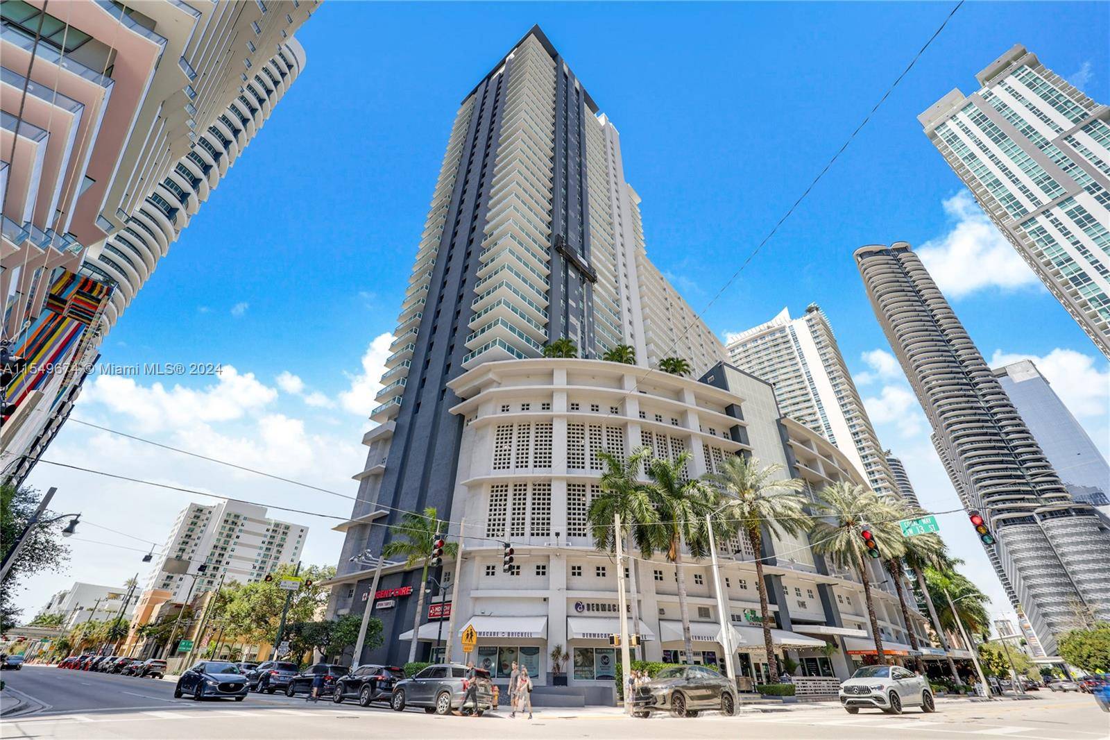 Renovated, spacious, light, and airy downtown Brickell apartment, 2 bedrooms and 2 bathrooms.