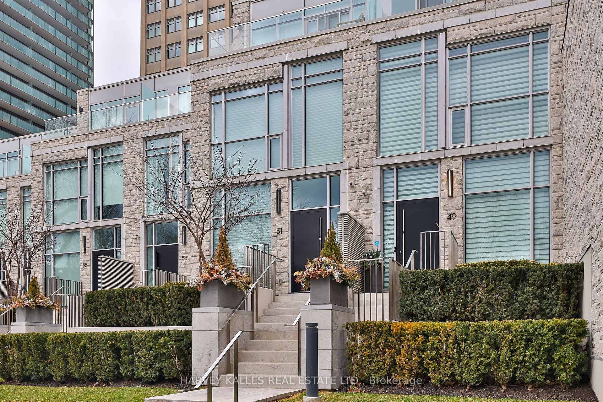 Luxury living in the heart of Midtown.