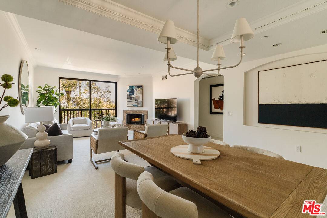 11847   Gorham Ave 2BR Brentwood La