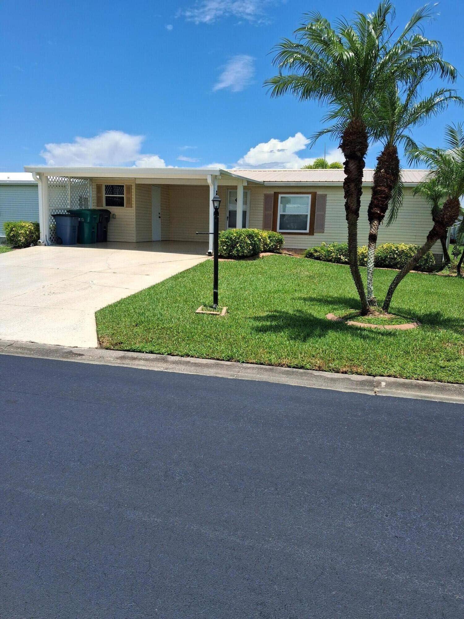 SEMINOLE COVE 2 2, partially furnished with 2 Master Suites and large closets.