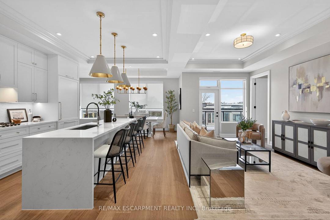 Opportunities like this are rare in South Oakville.