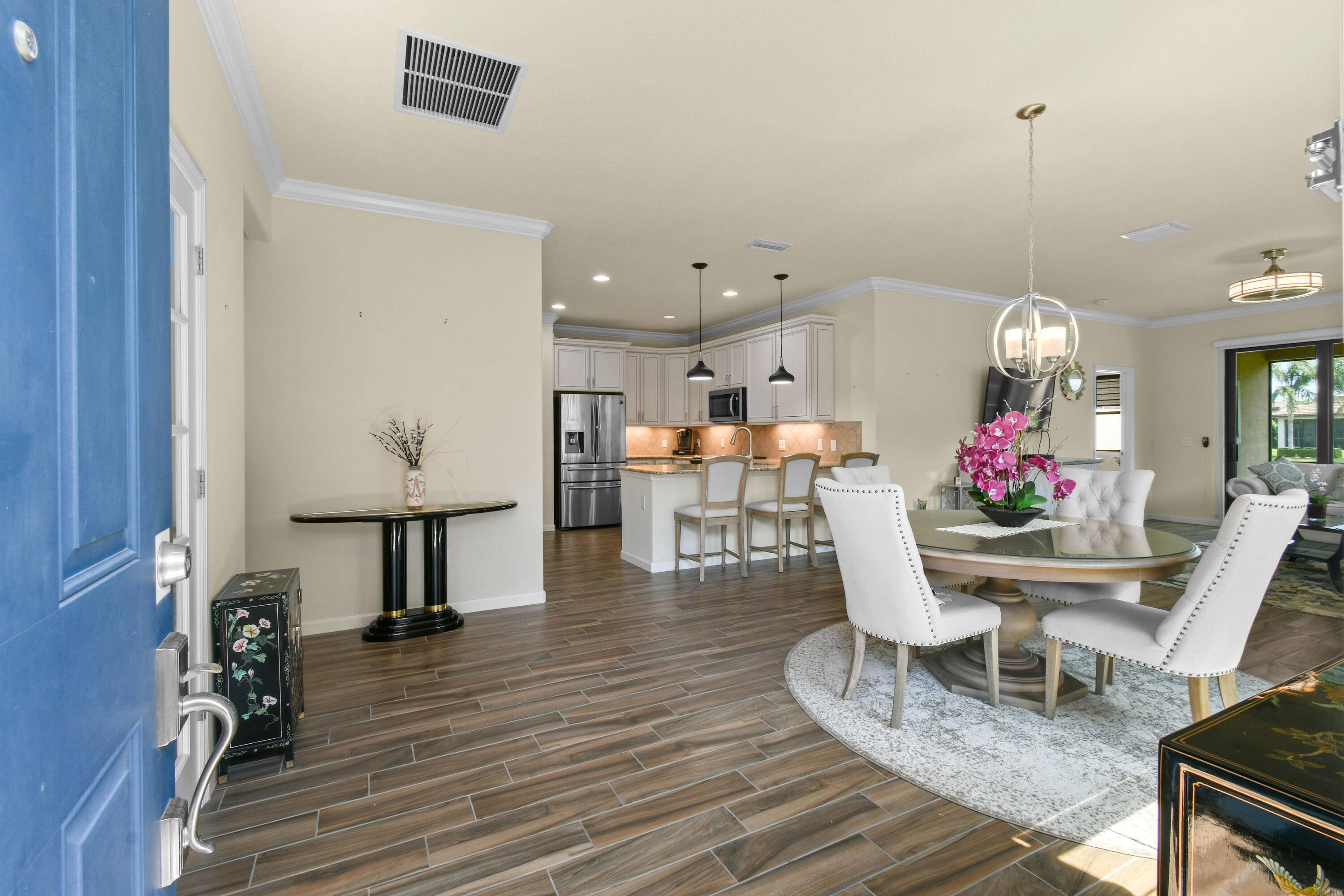 This stunning fully furnished 2 bedroom, 2 bathroom villa, featuring a den that easily converts into a third bedroom, offers the perfect blend of modern style and everyday convenience in ...