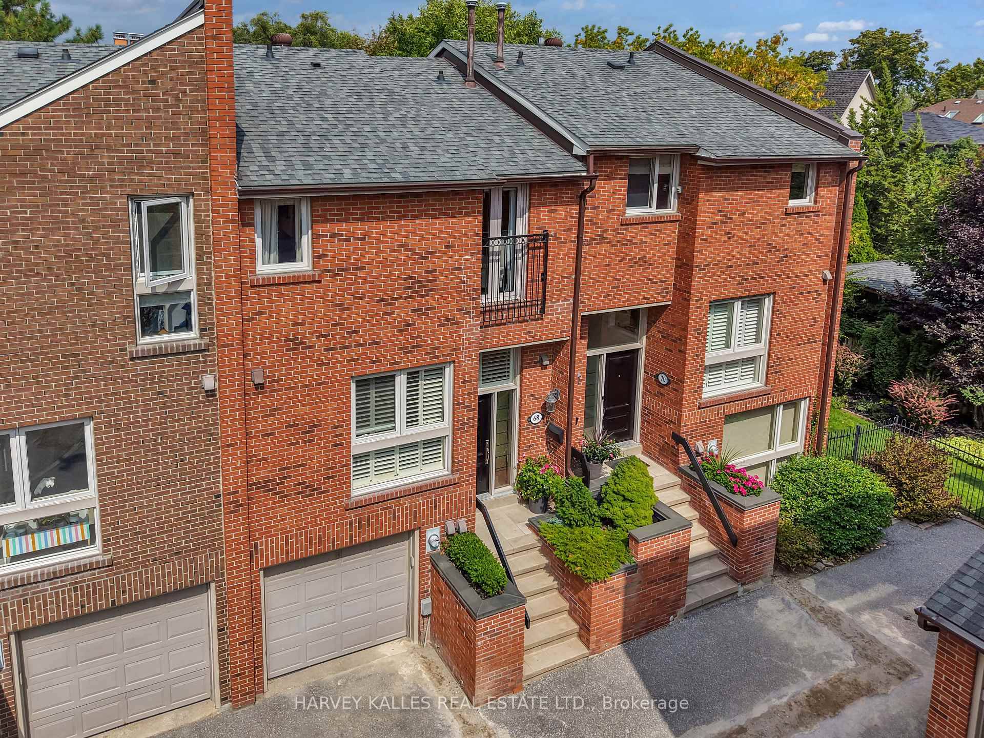 Rarely Available Townhome In One Of Bedford Parks Most Sought After Communities !