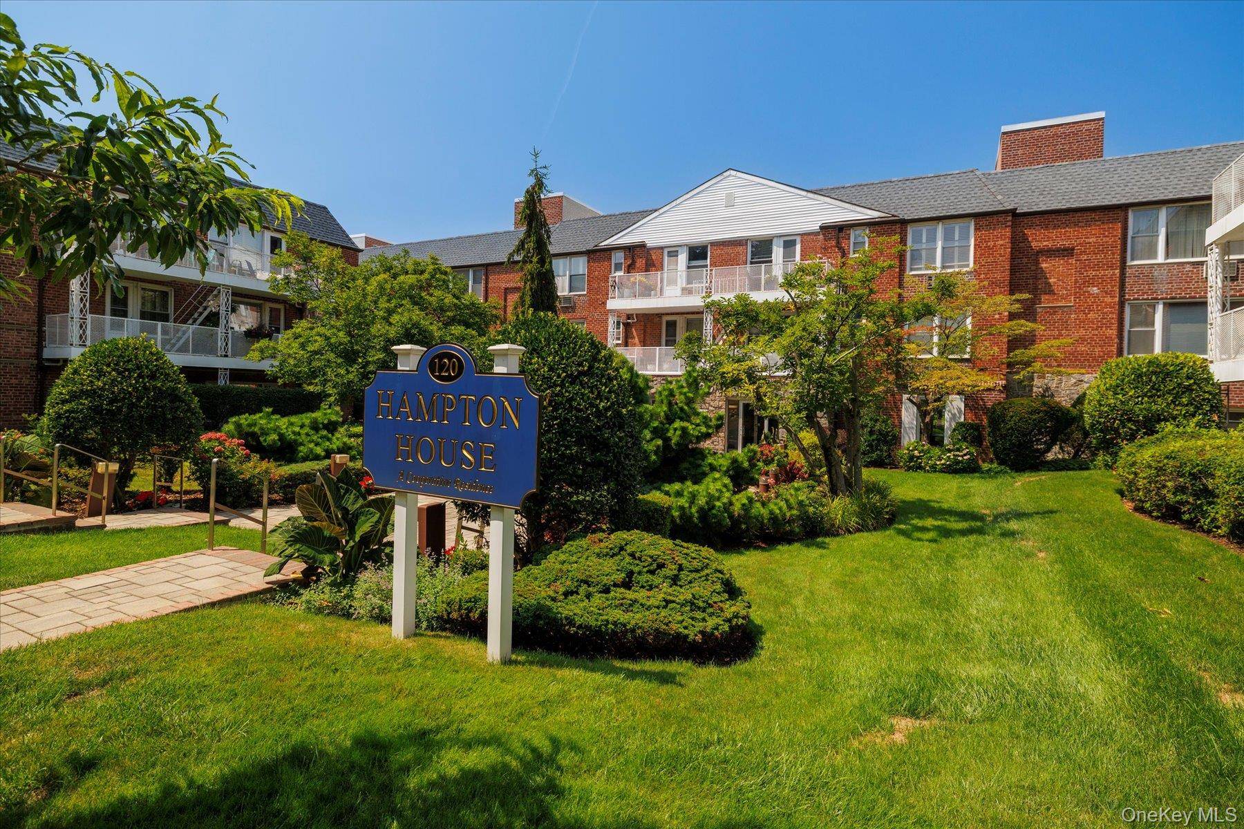 Welcome to this spacious and bright 2 bedroom 2 bath 1st floor unit in one of Rockville Centre s Premier Buildings.