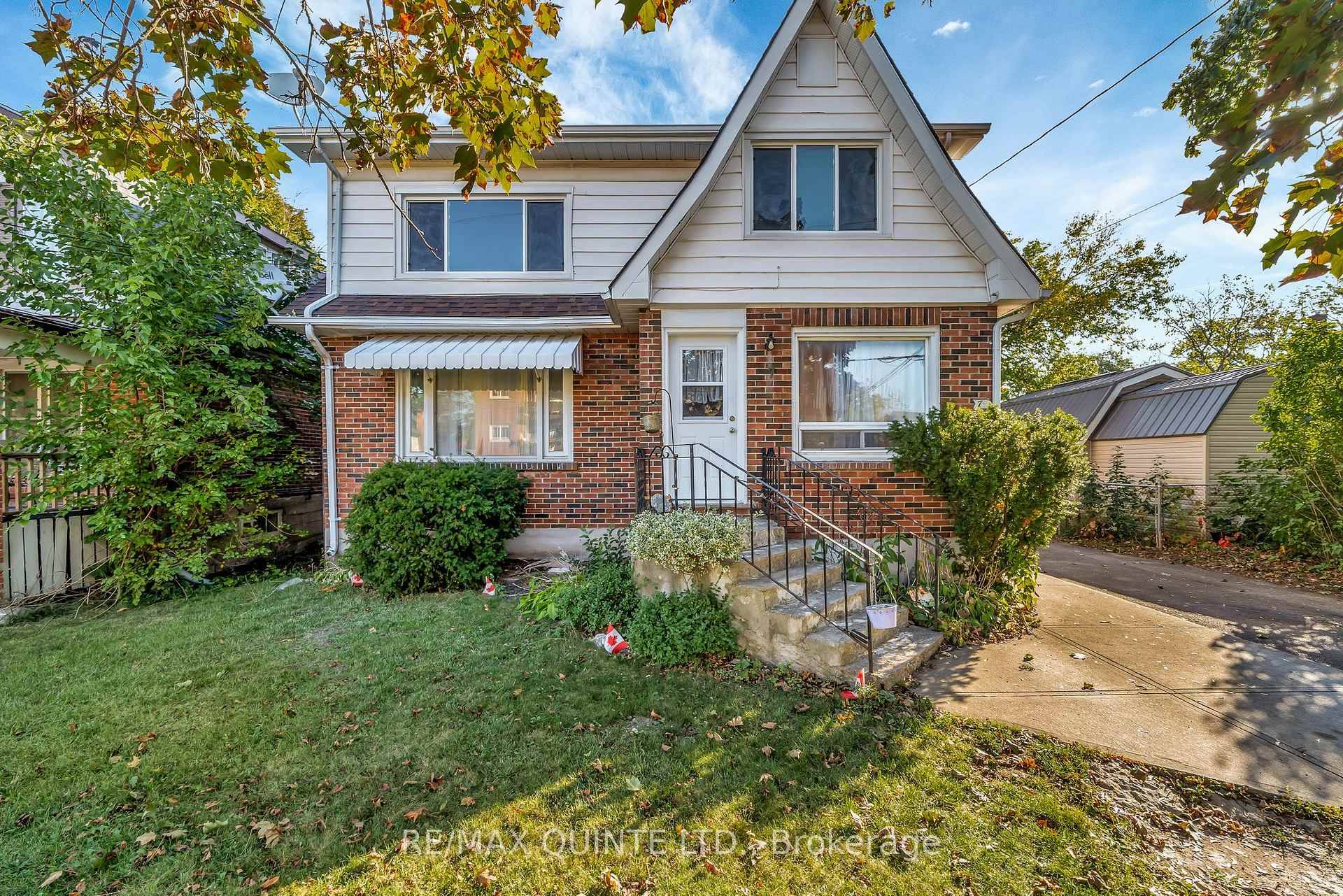 ATTENTION ALL INVESTORS AND FIRST TIME HOME BUYERS !
