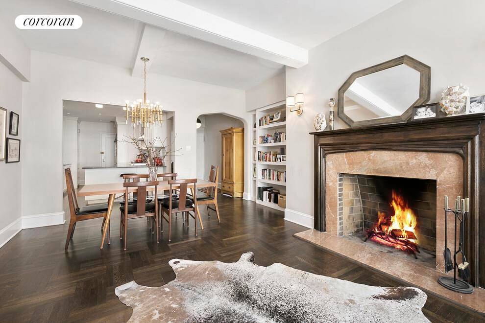 40 West 67th Street, Residence 9A Live among the twinkling lights and timeless charm of one of New York City's most desirable historic blocks.