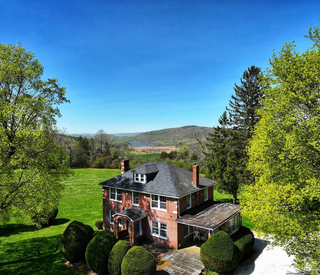 Discover Timeless Elegance and Potential at 400 Gay Street, Sharon CT Situated on the edge of over 20 acres of picturesque land, this 1940 hand built brick house awaits a ...