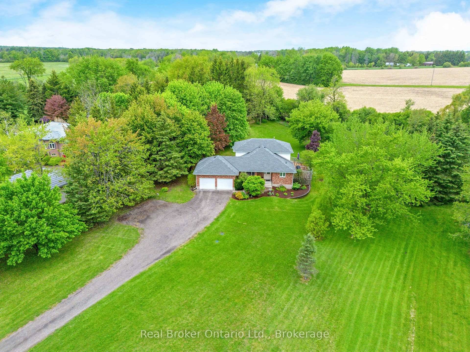 Escape to the perfect blend of comfort and countryside living with this beautifully maintained 4 bedroom, 3 bathroom home nestled on 4 acres.