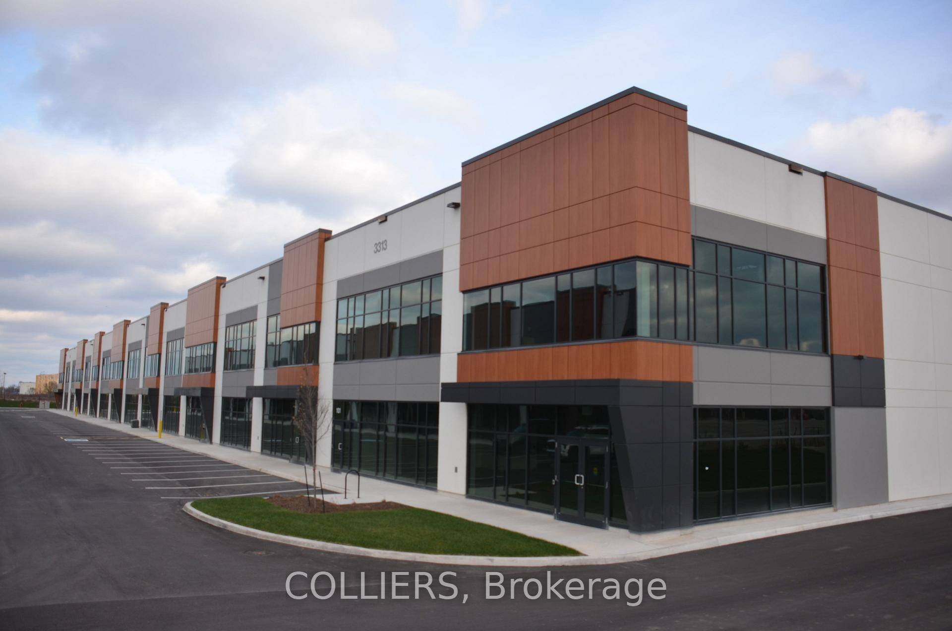 Brand new 8, 930 SF industrial unit with 28 ft clear height under joist in warehouse 6, 984 SF ground floor amp ; 2, 036 SF mezzanine mezzanine can be ...