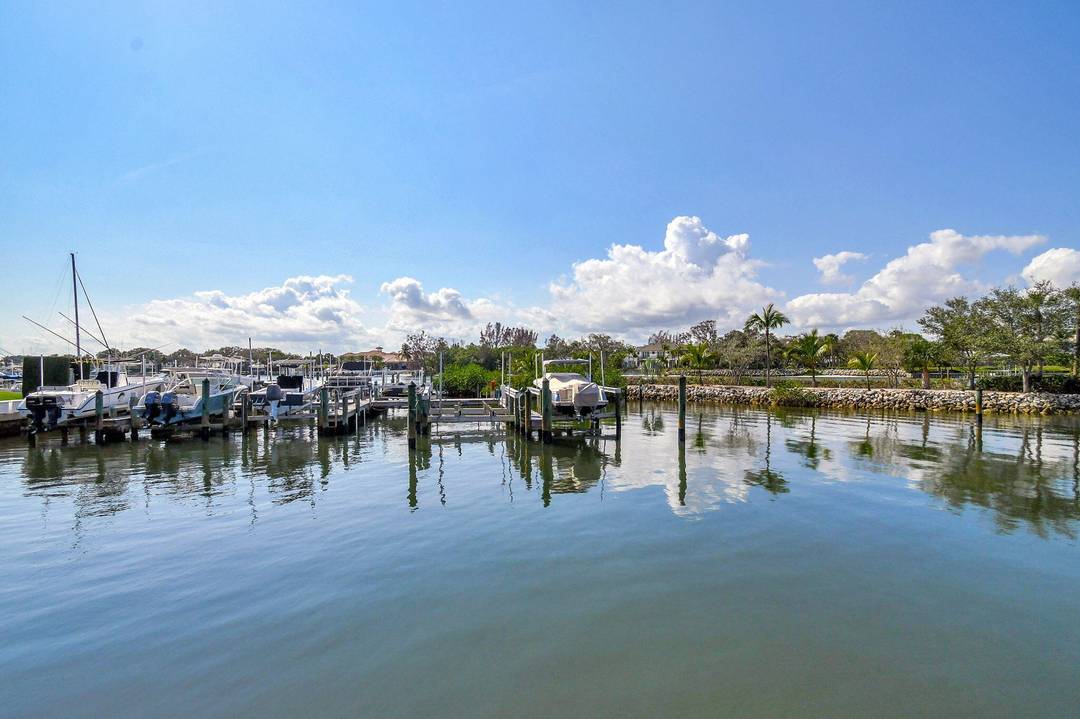 PLAN AHEAD TO RENT THIS SPACIOUS CONDO IN THE DESIRABLE OAK HARBOUR COMMUNITY IN JUNO BEACH.