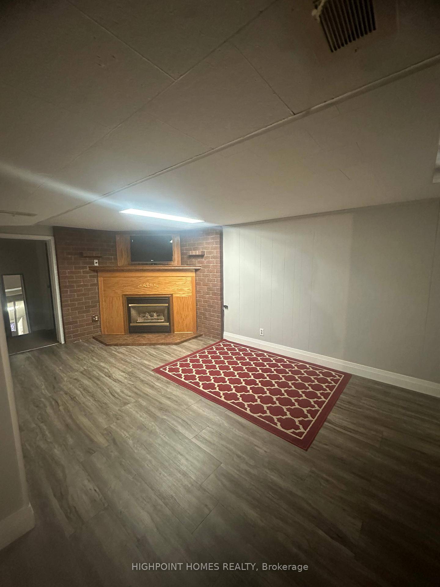 Charming amp ; Private 1 Bedroom Retreat in Wexford !