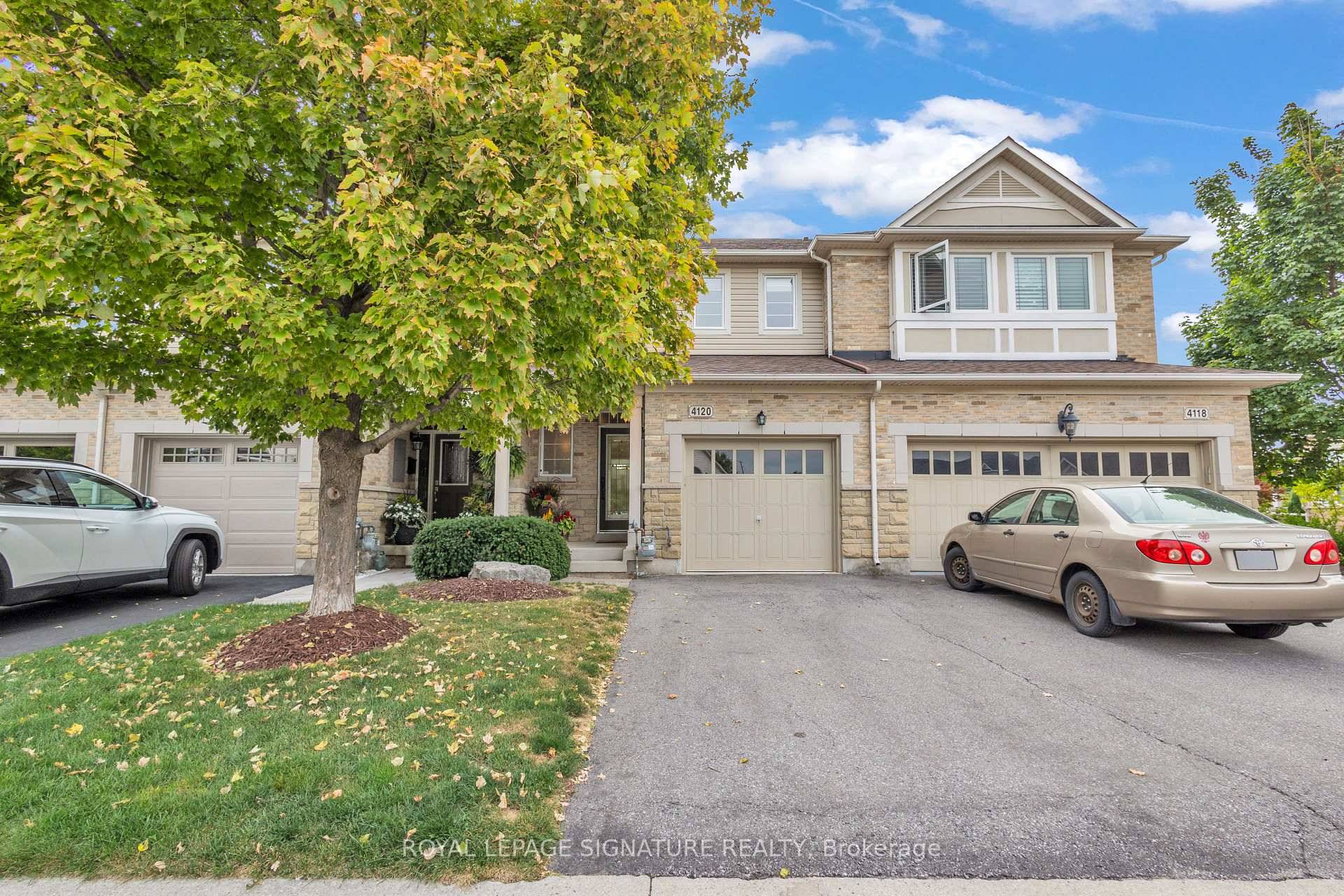 Welcome to this stunning 3 bedroom, 3 bathroom freehold townhome offering over 1, 200 square feet of beautifully designed living space with breathtaking Millcroft Golf Club views from your backyard.