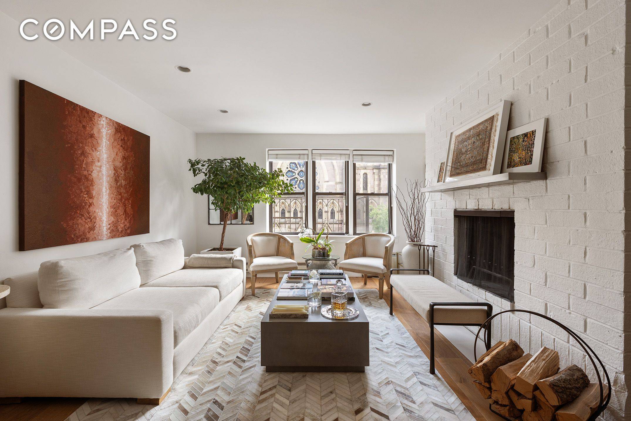 This light filled, impeccably designed apartment captures the essence of downtown living.