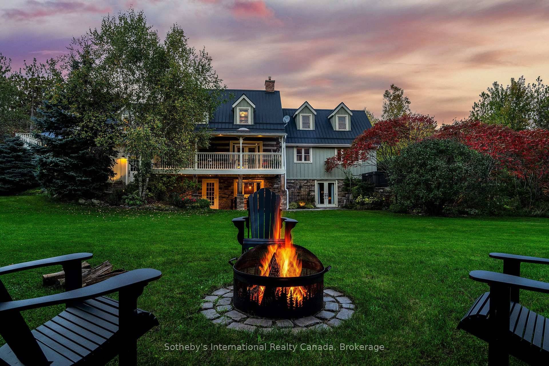 Welcome to Heartland ! Nestled behind security iron gates amp ; down a forest lined driveway, this breathtaking 4 bedroom, 4 bathroom, hewn log amp ; board amp ; batten ...