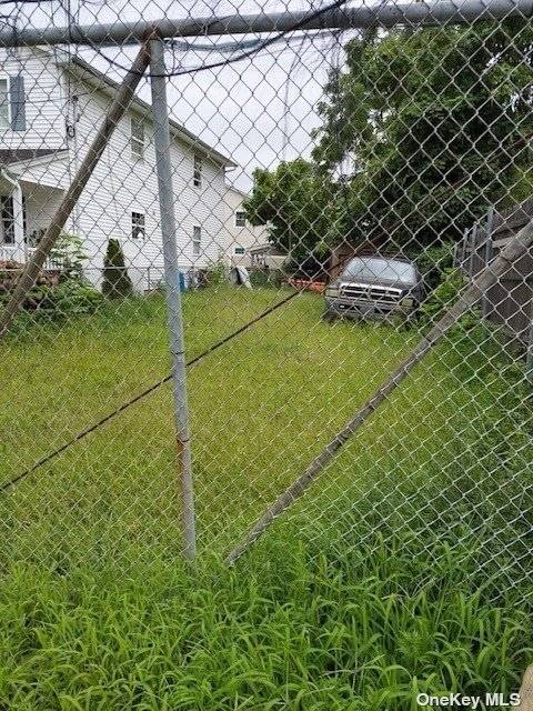 Open space not buildable Suitable for parking.