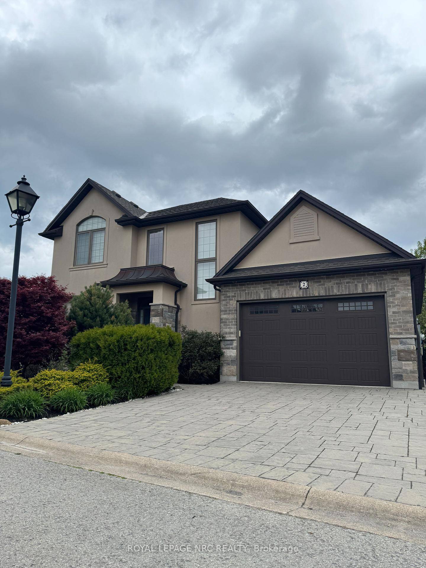 Imagine living in this stunning Niagara on the Lake home at 2 Meritage Lane !