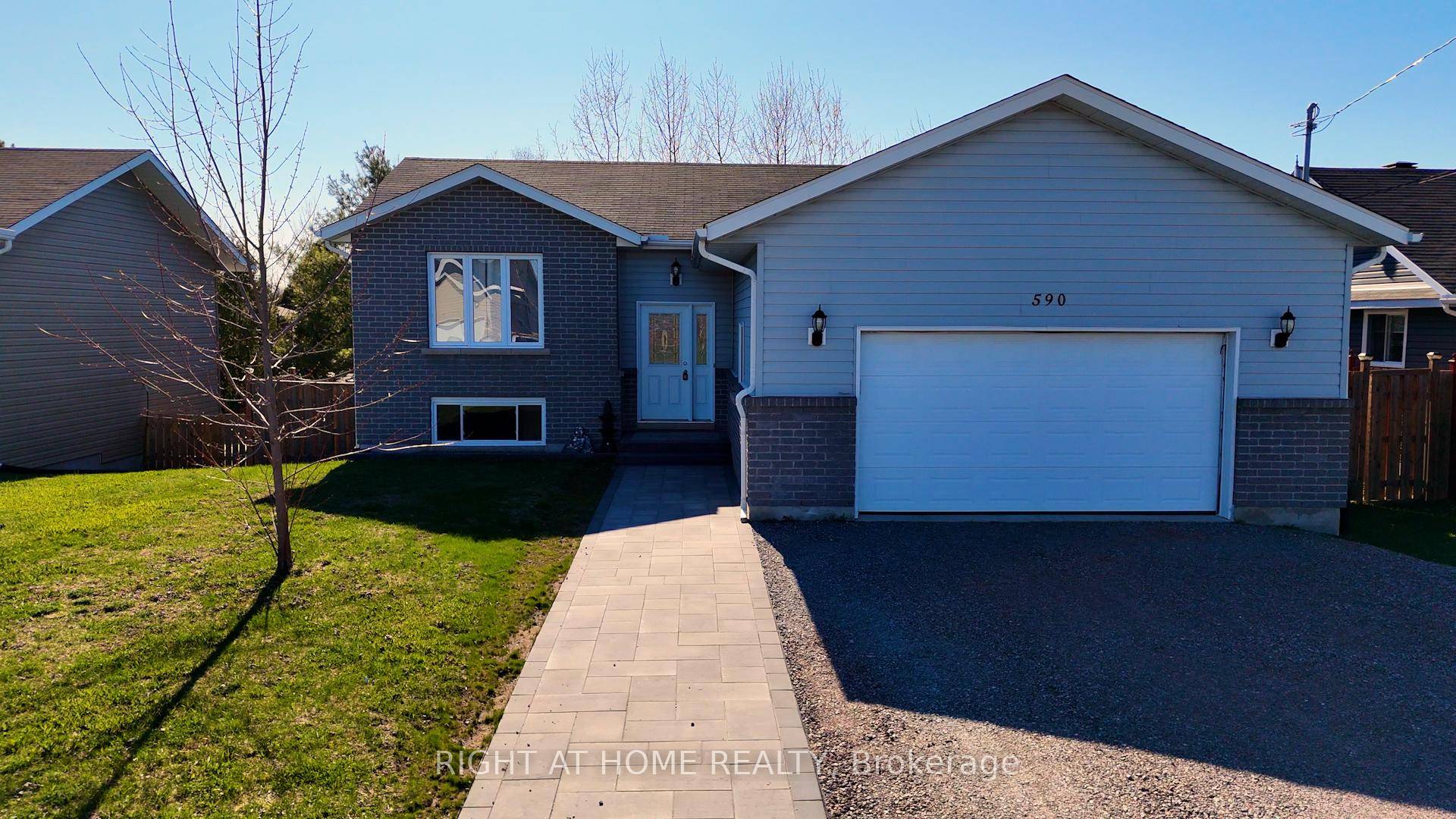 Beautifully Renovated, This picturesque started located in Vibrant Sturgeon Falls Offers everything you've been looking for.