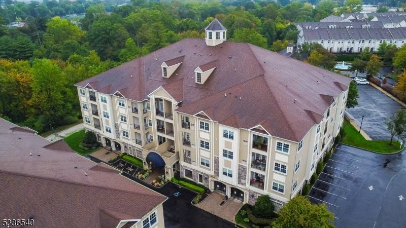 Wickham Ter Clifton City New Jersey Single-Family