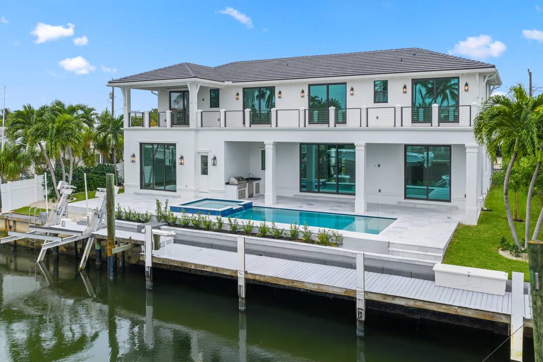 Waterfront New Construction !