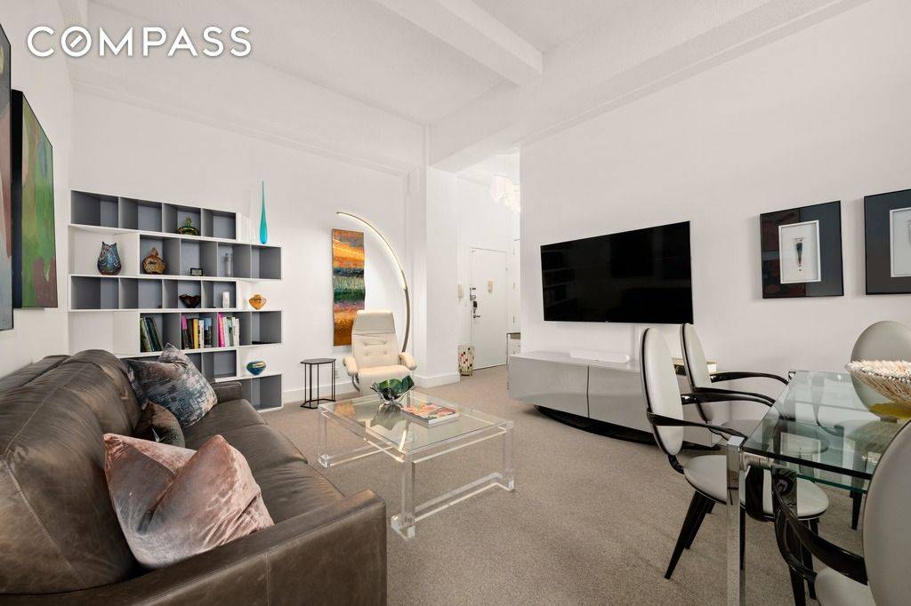 A spacious, peaceful, recently renovated 1BR coop with a newly installed split AC system and a balcony in prime Murray Hill.