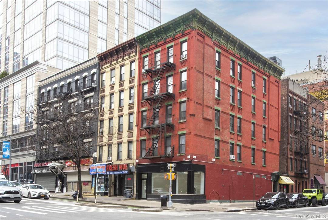1779 First Avenue presents a rare opportunity to lease a fully renovated, turnkey retail service space in the heart of Yorkville, one of Manhattan s most established Upper East Side ...