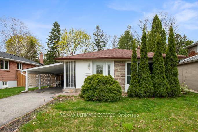Beautifully renovated back split detached house.
