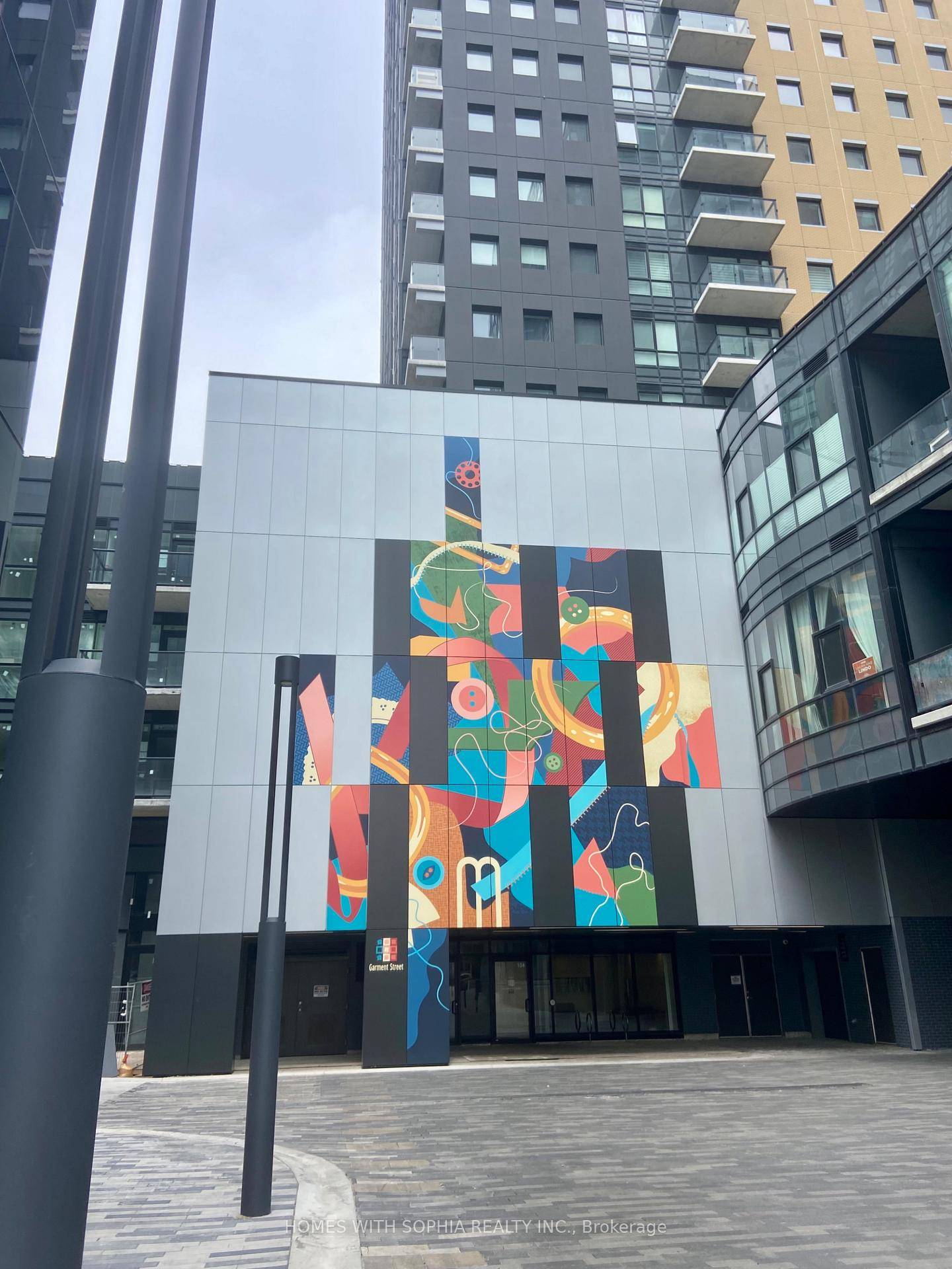 104 Garment St Live, Work, Play in the Heart of Kitcheners Innovation District !