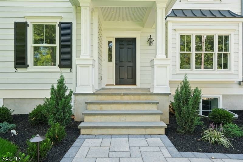 NEW CONSTRUCTION from the foundation up designed by architect The Rosen Group and Summit's premier, experienced local builder Chris Meier of Dutly Associates.