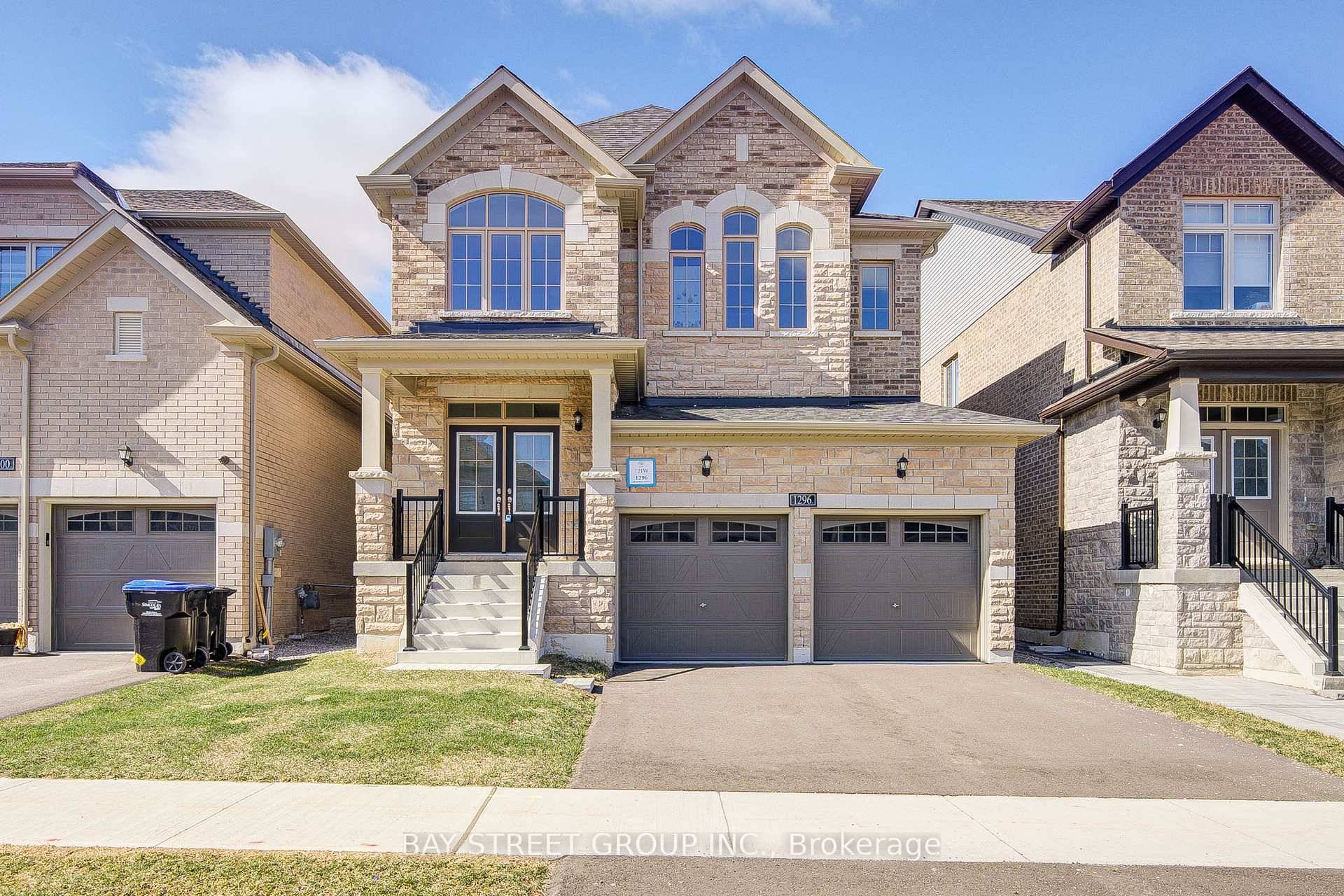 Don't miss this incredible opportunity to own a beautiful 4 bedroom, 3 bathroom detached home with a double garage in the desirable community of Innisfil !