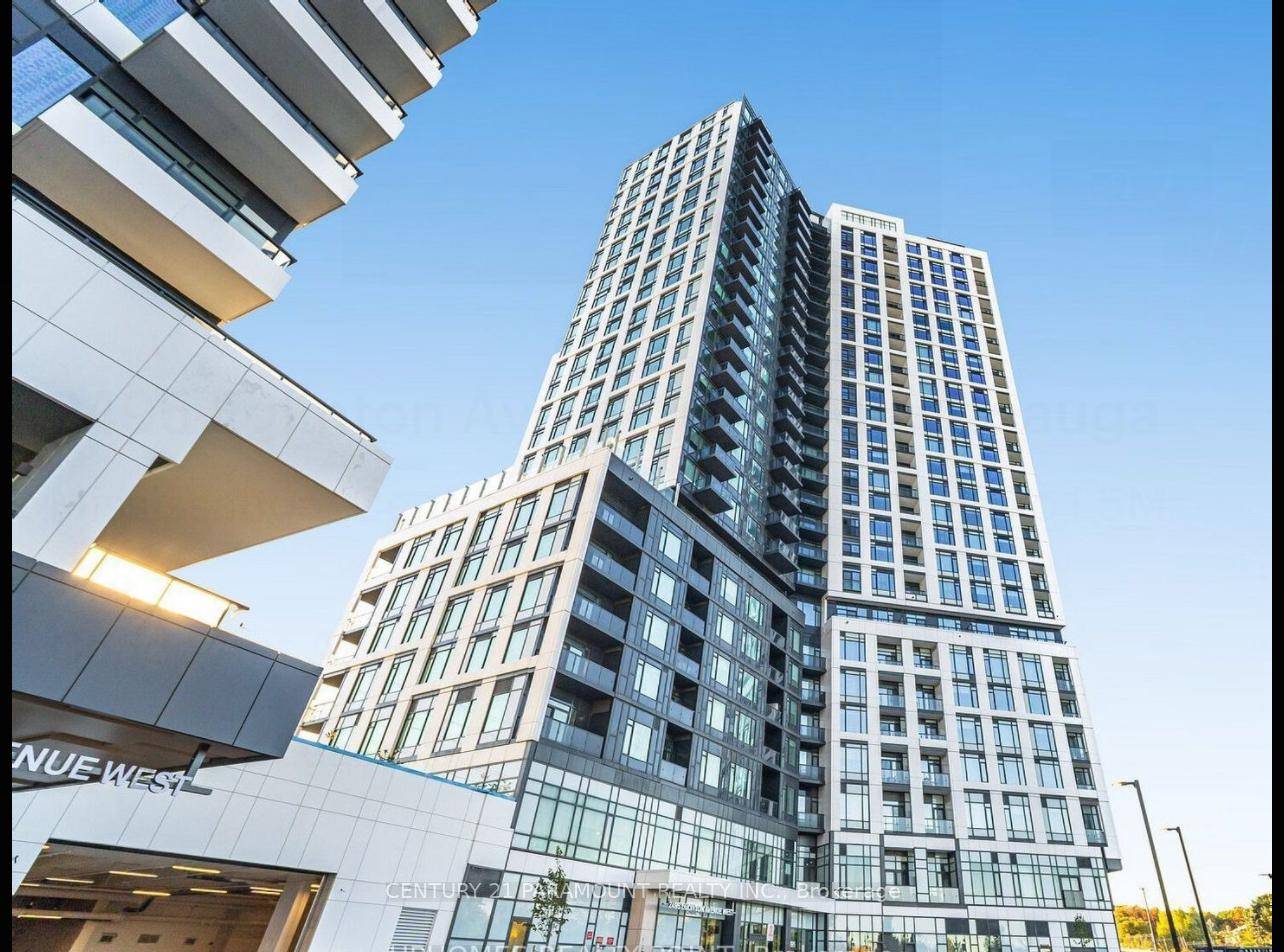 Welcome to this newly built 2 bedroom, 2 full bath condo apartment located in the heart of Central Erin Mills, one of Mississauga's most sought after neighbourhoods.