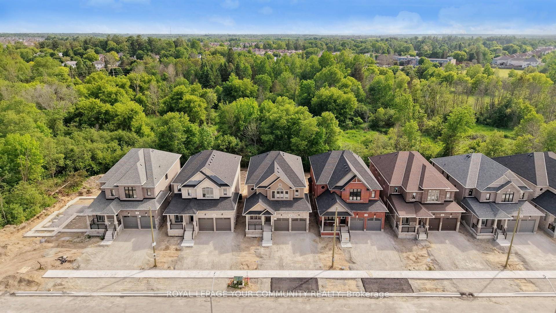 Brand New Home from the Builder spanning 3100 sqft above grade not including 1500sqft Walk Out Basement Backing onto Environmentally Protected Greenspace amp ; Creek No Neighbours Behind !
