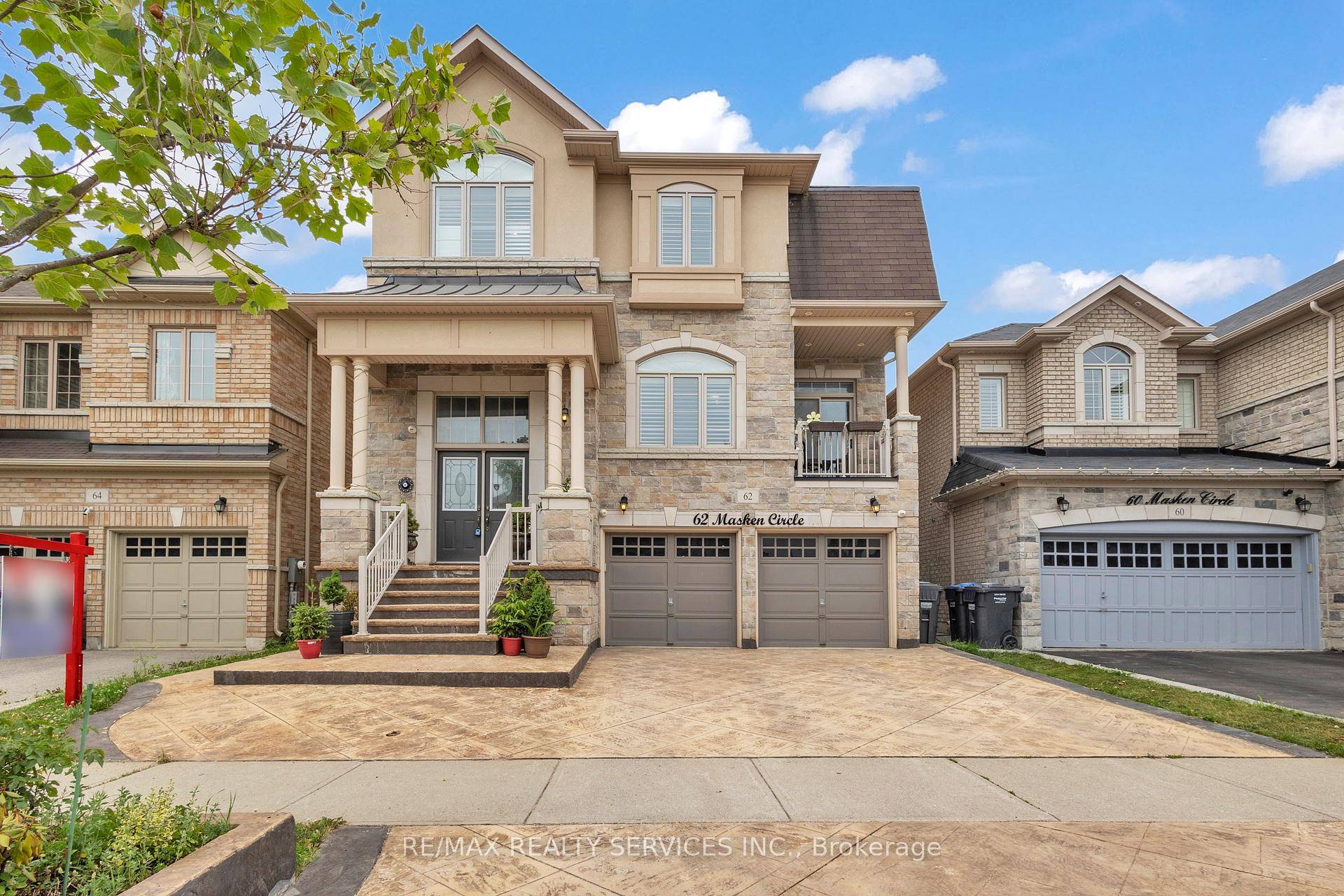 Features Finished Walkout Basement Welcome to this spacious 4 1 bedroom, 5 bathroom home in Brampton's sought after Northwest neighbourhood perfect for families who love space and functionality.