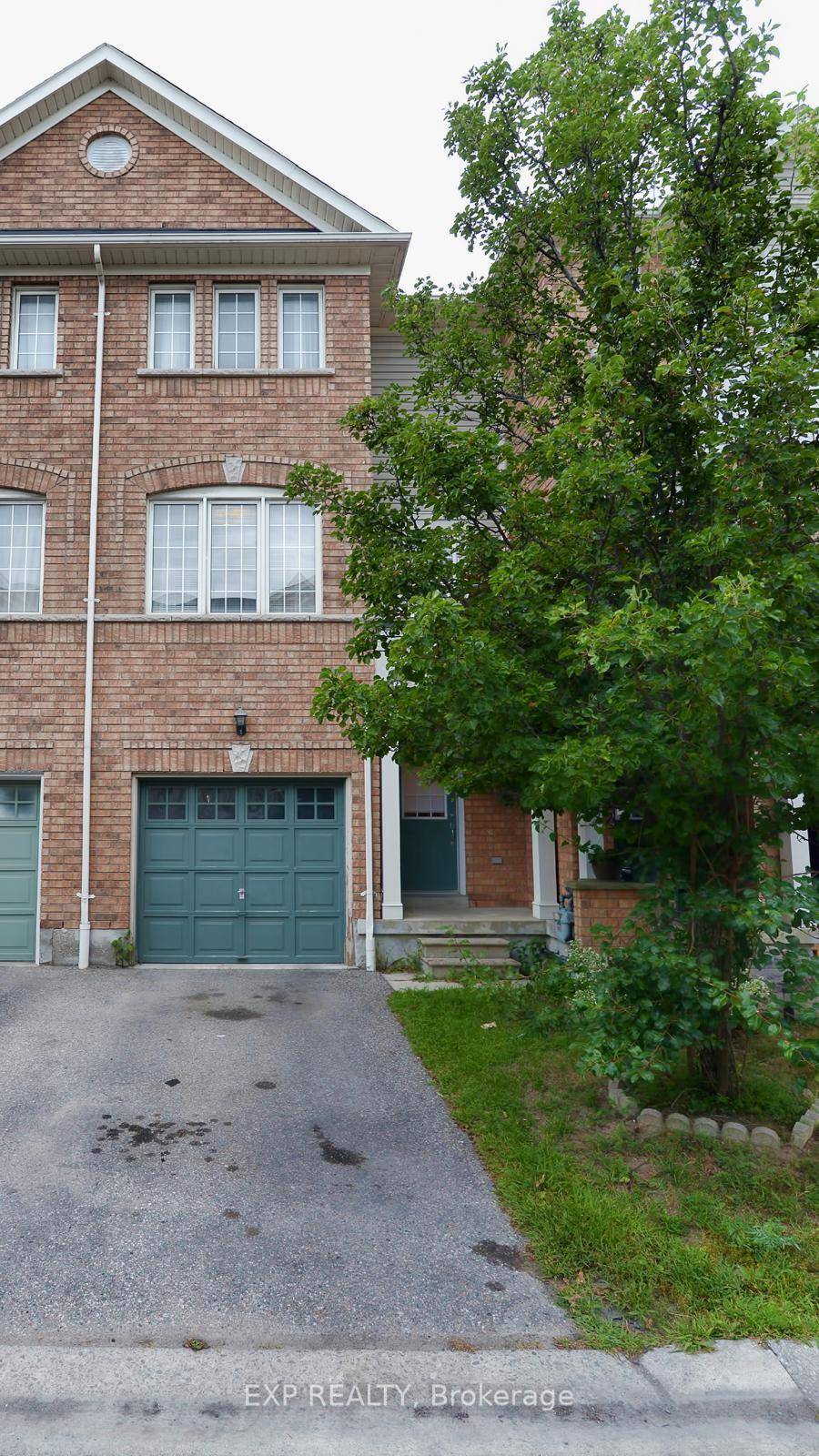 Welcome to this beautifully maintained 3 bedroom, 2 bathroom townhouse located in the heart of Pickering, a perfect blend of comfort, style, and convenience.