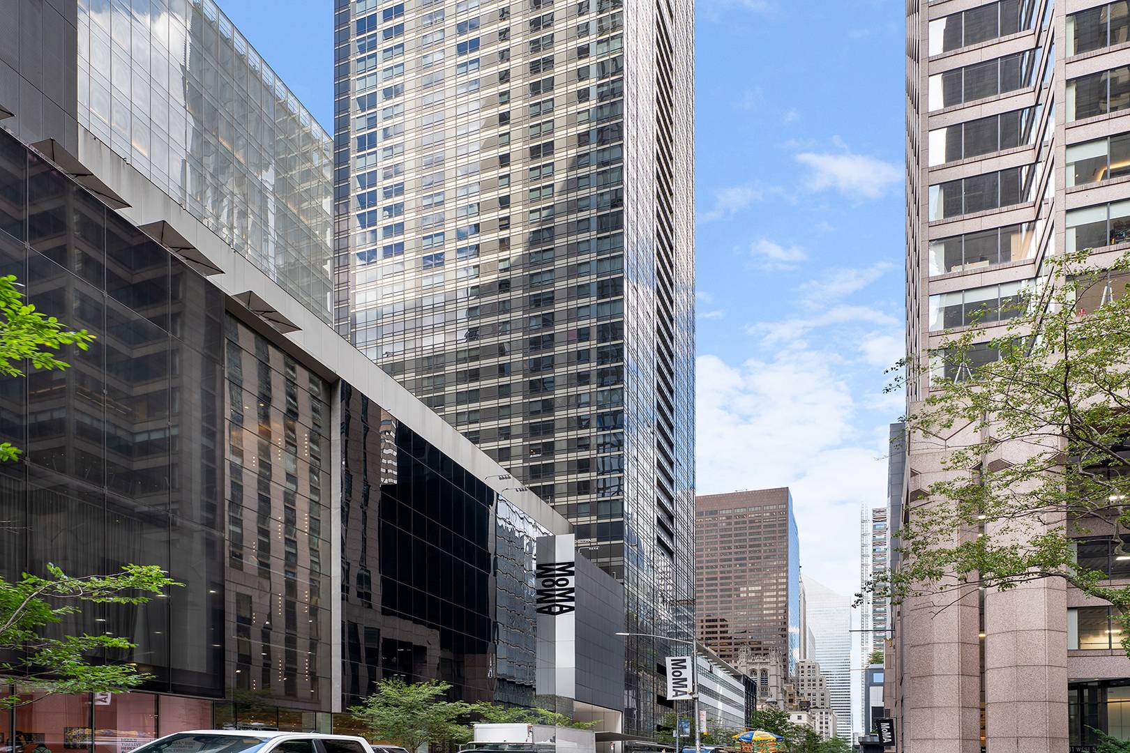 Enjoy bright sunshine by day and the dramatic twinkling lights of the New York City skyline by night, from this 24th floor, South facing gem !