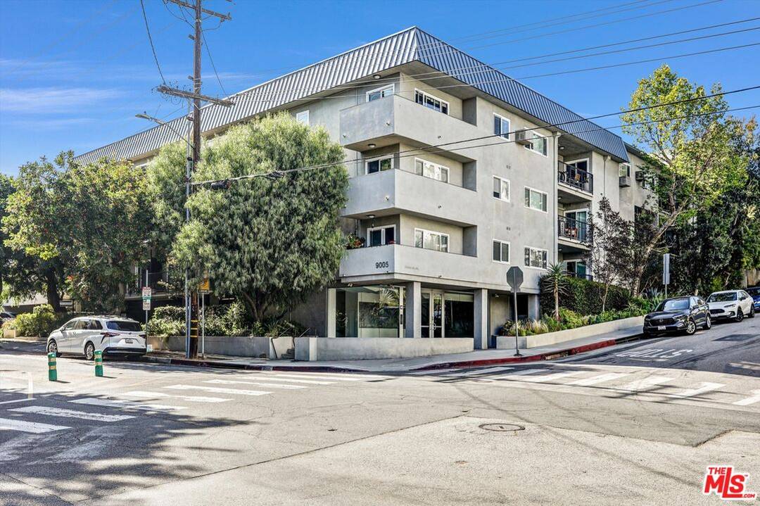 9005 Cynthia St 1BR Sunset Strip La