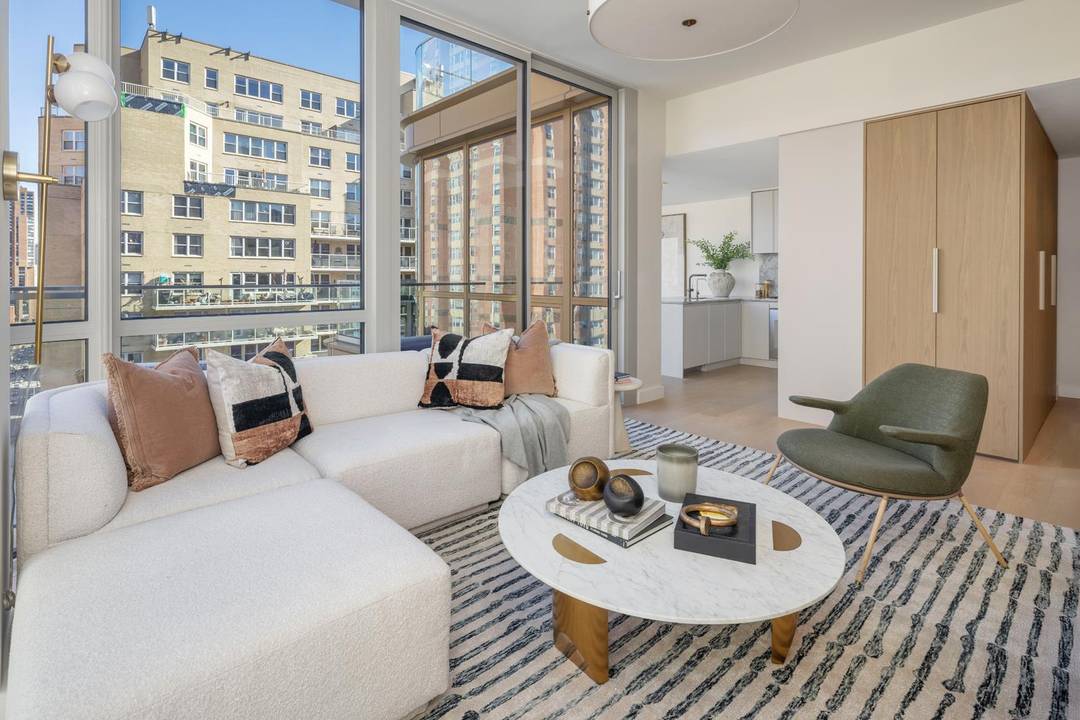 Live, Work... Perfection Welcome to Hendrix House, the first building in New York City explicitly designed for those looking to maximize their life and work from the serenity of their ...