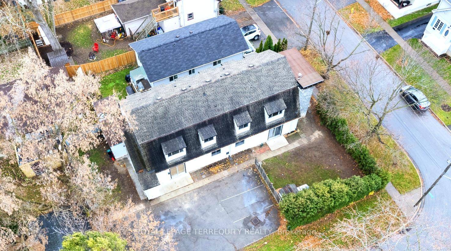 Turnkey 4 Plex Investment Fully Tenanted amp ; Updated Discover a rare opportunity to own a fully occupied, well maintained 4 plex in a prime corner lot location.