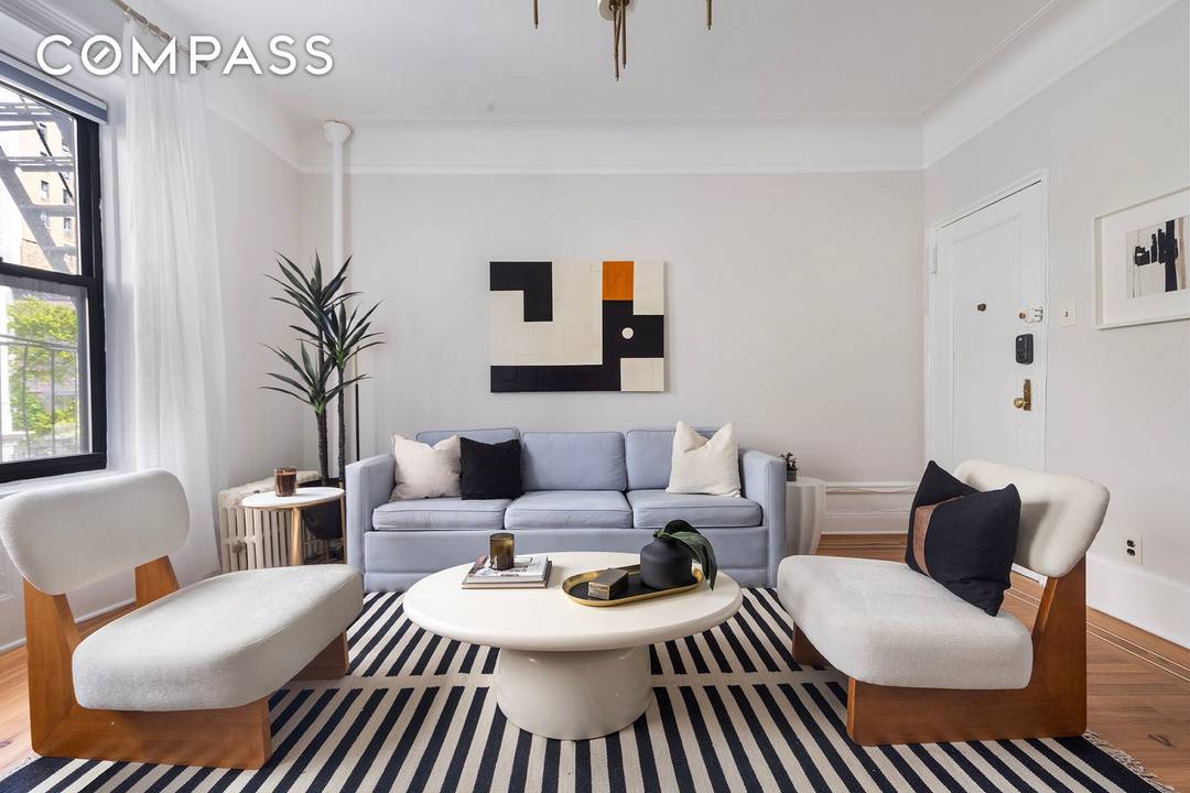Unit 3WF is a beautifully scaled one bedroom home that seamlessly blends classic Upper West Side charm with thoughtful modern updates.