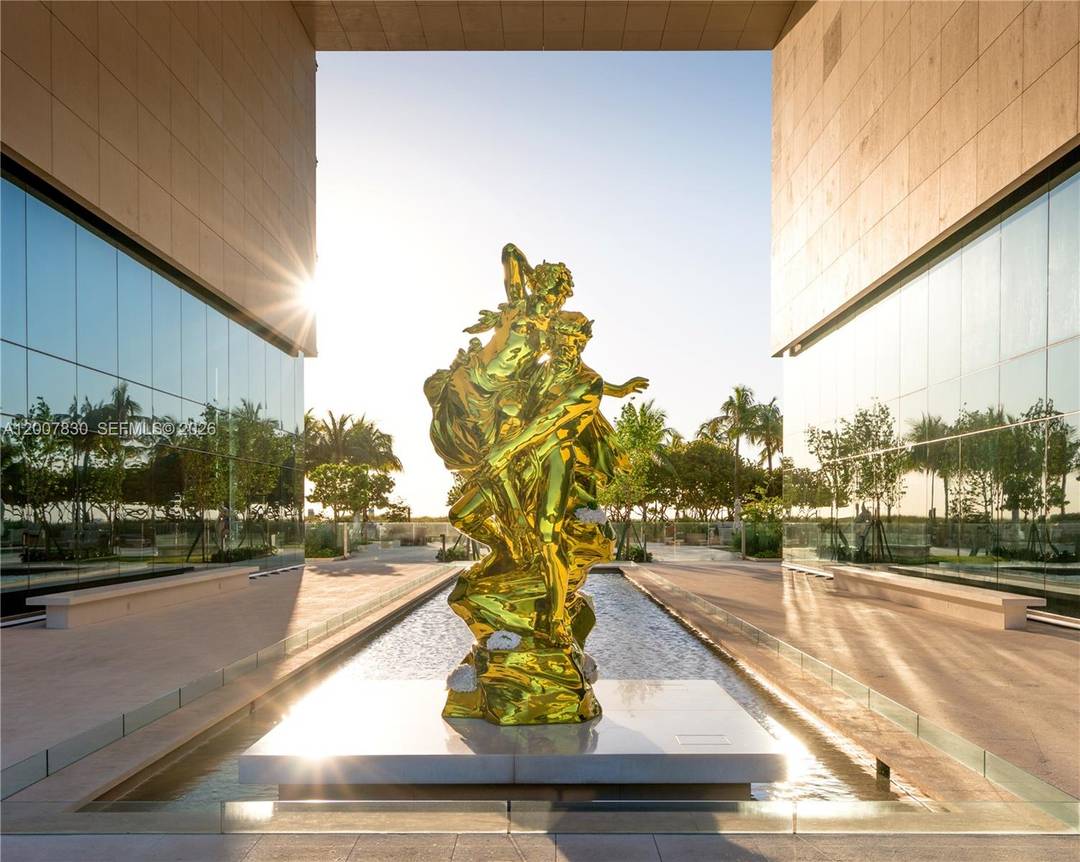 Enjoy true 5 star living in one of Miami s most stunning buildings, ideally located in Bal Harbour.