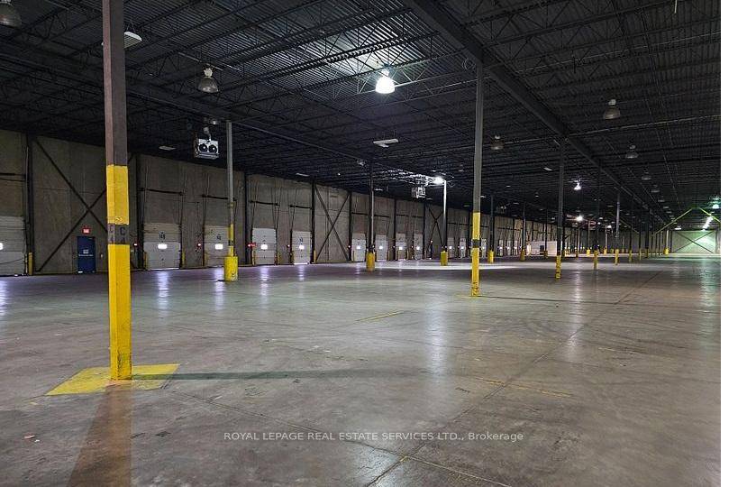 Immediate occupancy 5000 160000sf Divisible warehouse with multiple usage trailer parking stalls.