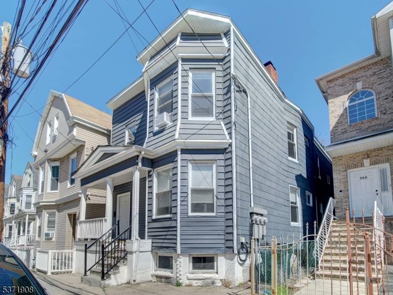 This beautifully renovated multi family home in Newark, NJ, is a perfect opportunity for both owner occupants and investors.