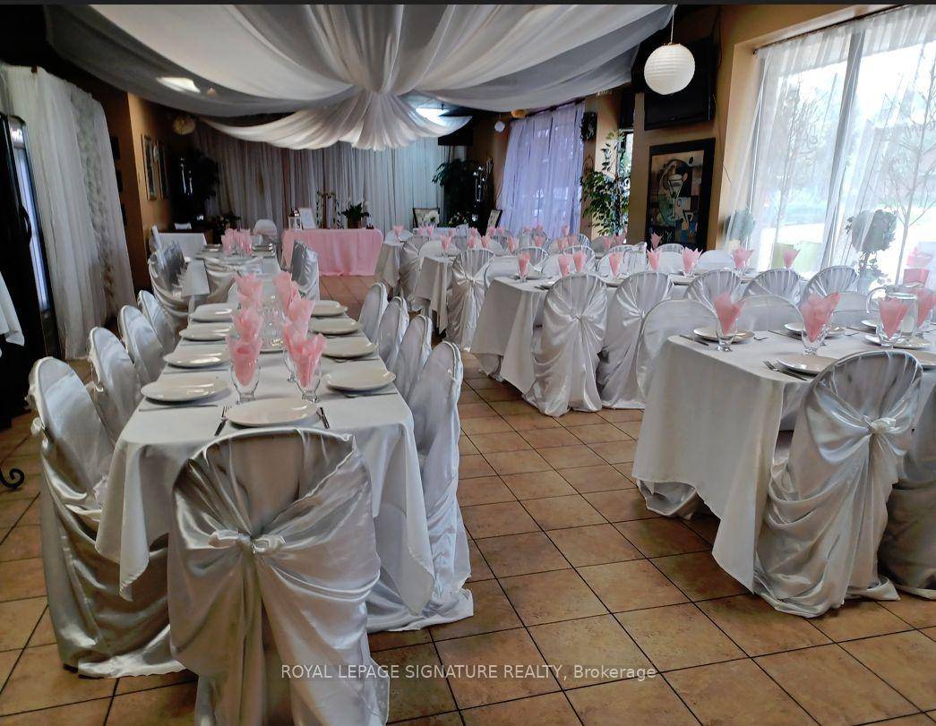 Licensed banquet hall and event space with a full kitchen in Mississauga.