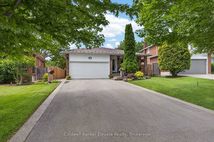 Welcome to this beautifully renovated 5 level backsplit in Oakville's sought after Sheridan Valley community.