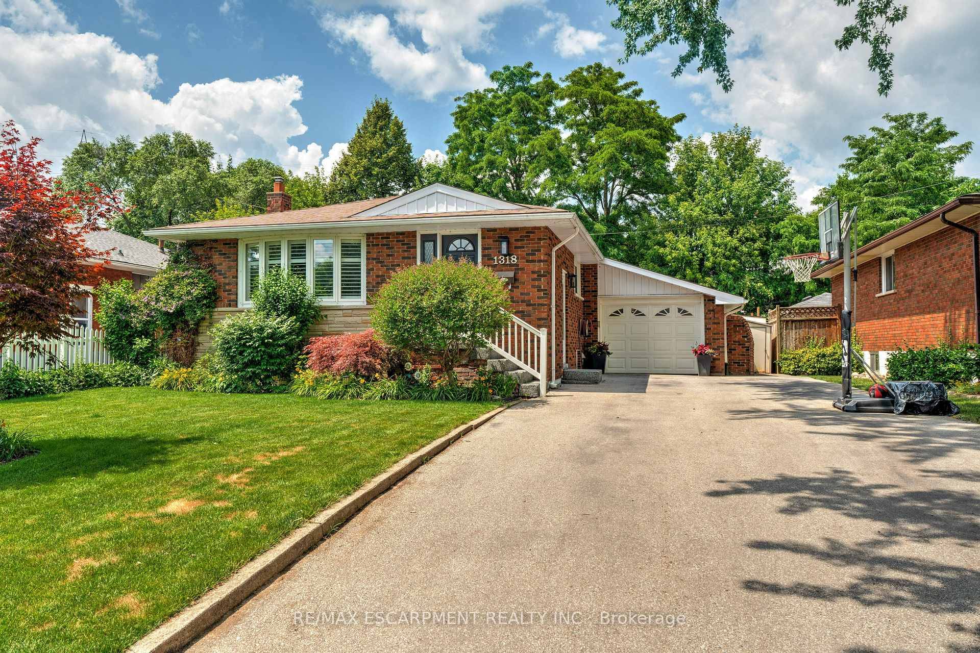 Welcome to this beautiful bungalow, perfectly nestled on a mature, tree lined street in the highly sought after, family friendly community of Mountainside.