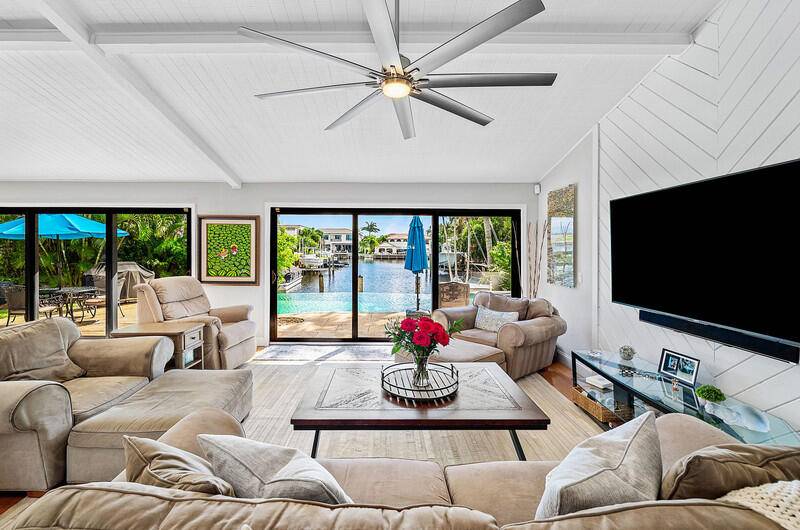 Amazing opportunity to live near the beach.