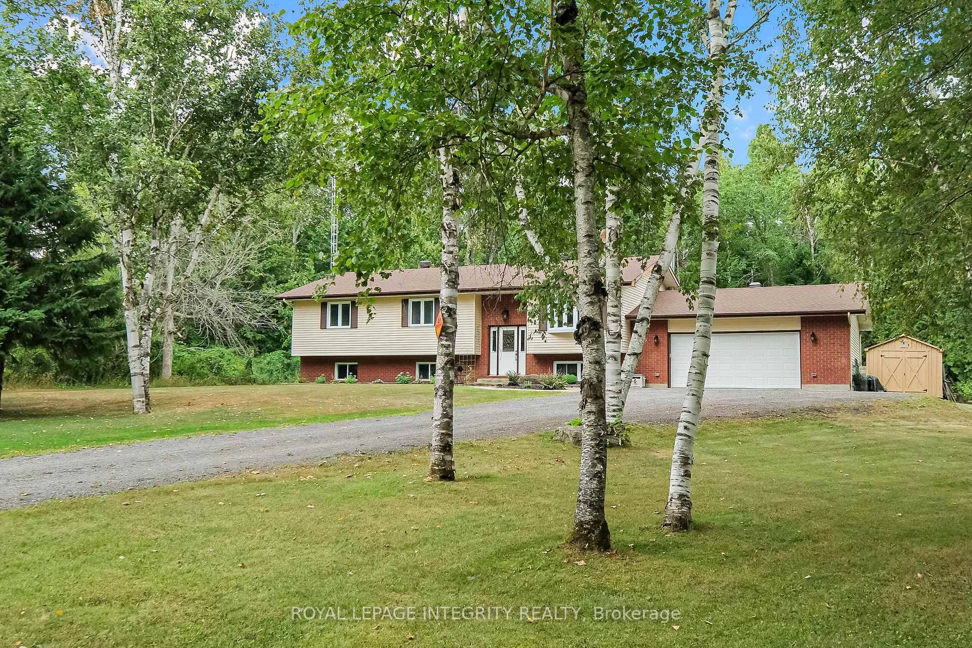 Superbly maintained amp ; tastefully updated, this 3 1 Bed, 2 full Bath raised bungalow is a true escape from city life, yet less than 30 minutes to Kanata.