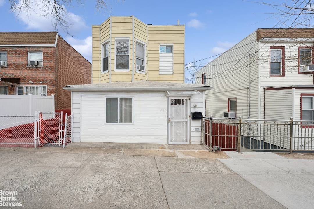 Welcome to 2311 Ellis Avenue a wonderful property nestled in a vibrant and convenient neighborhood offering the best of Bronx living.
