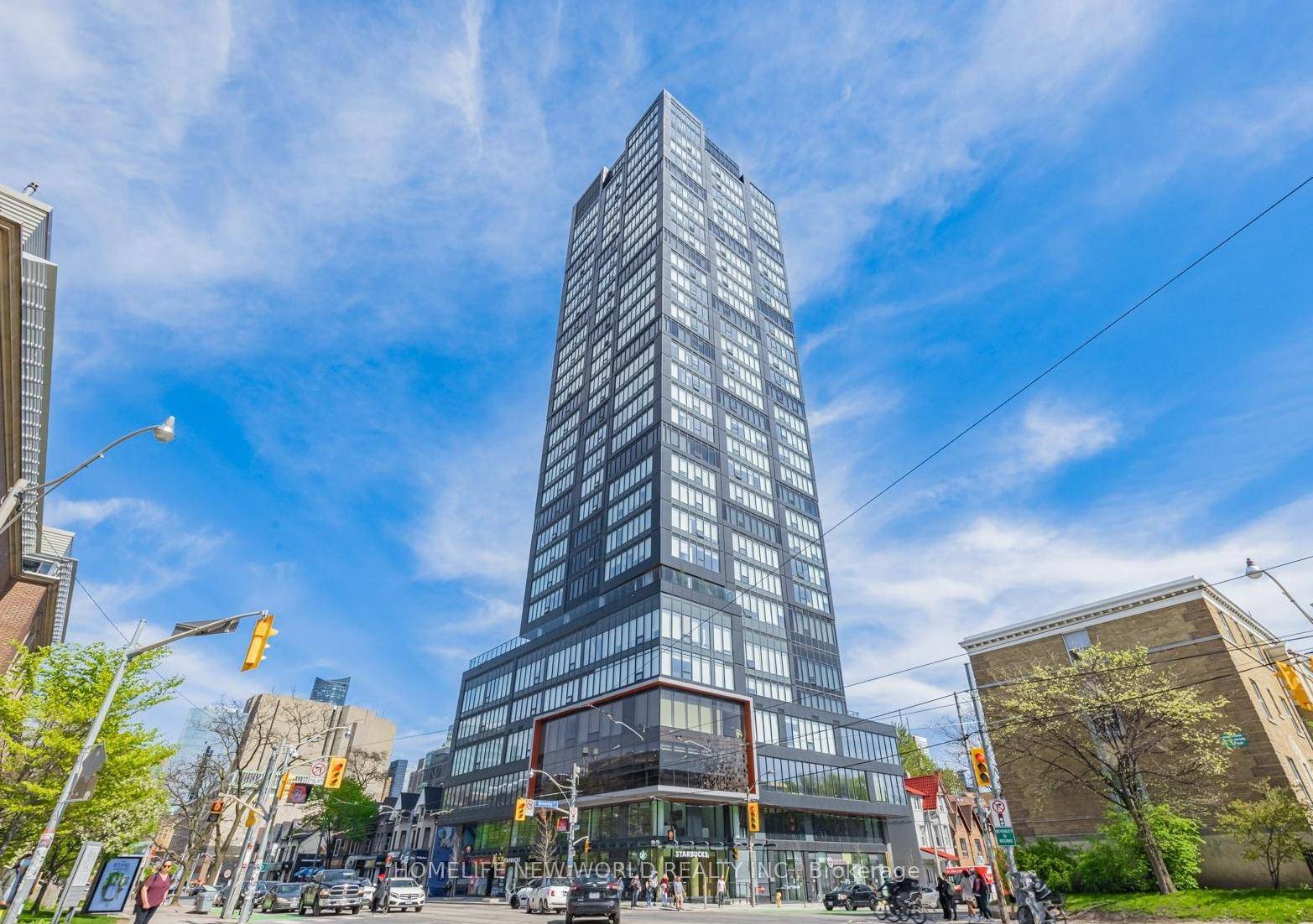 Newer Theory Condo In The Core Of The University District in Downtown Toronto.