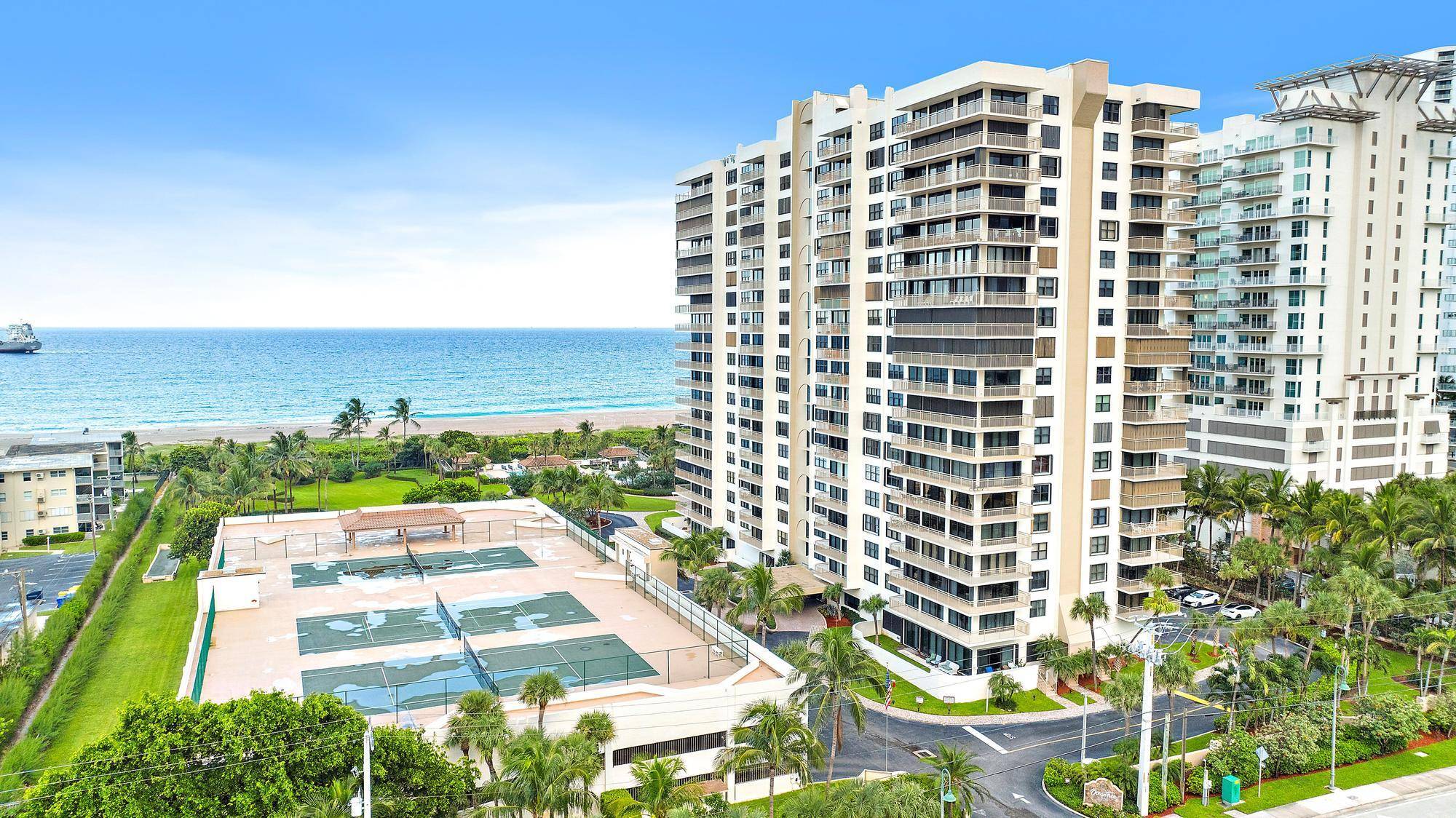 This furnished 2 2 end unit condo spans nearly 1, 500 sf w bright open concept living space and tons of windows in every room.