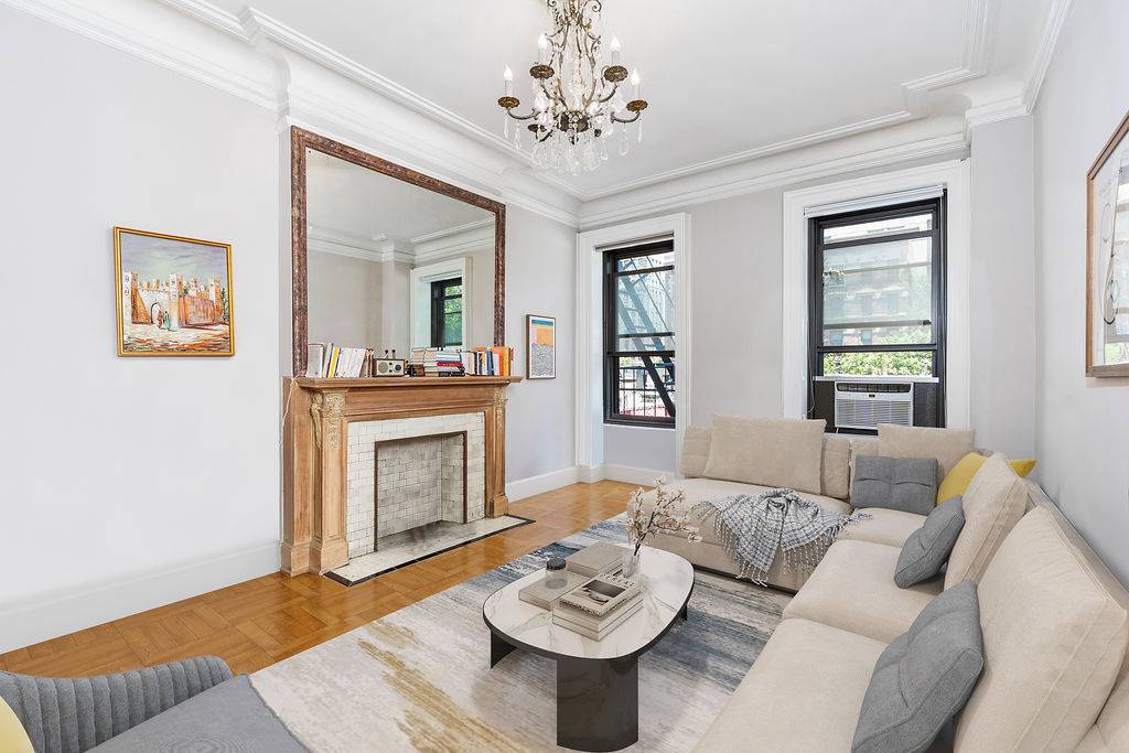 Charming 1 Bedroom Residence at The Manchester Prime Upper West Side Location Welcome to this elegant 1 bedroom, 1 bathroom home at The Manchester, a distinguished prewar cooperative ideally located ...